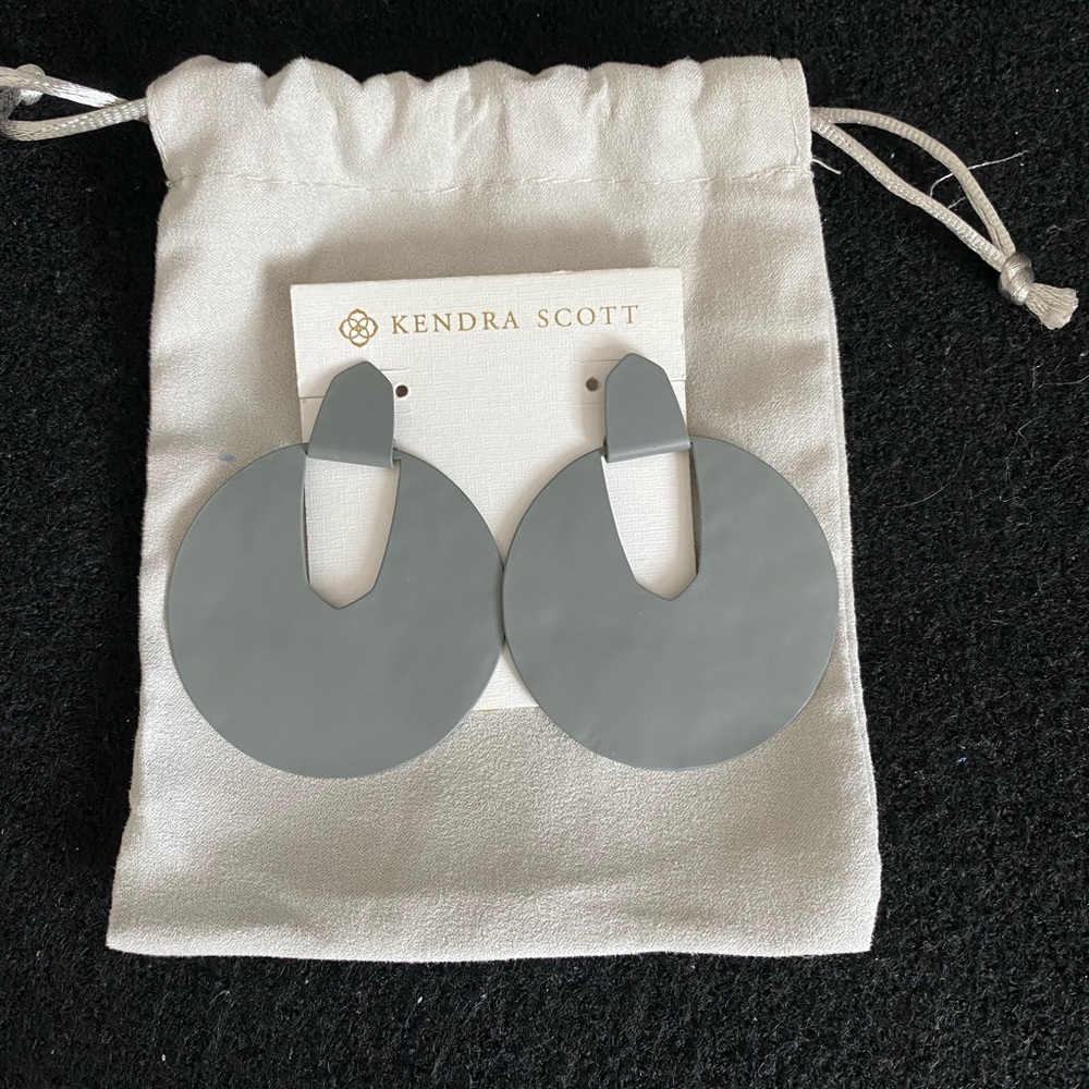Kendra Scott Diane Earrings
